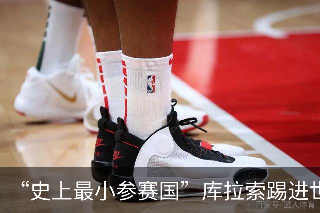 “史上最小参赛国”库拉索踢进世界杯首球！中国老板娘在当地请球迷吃烧烤，进球时刻街头轰动